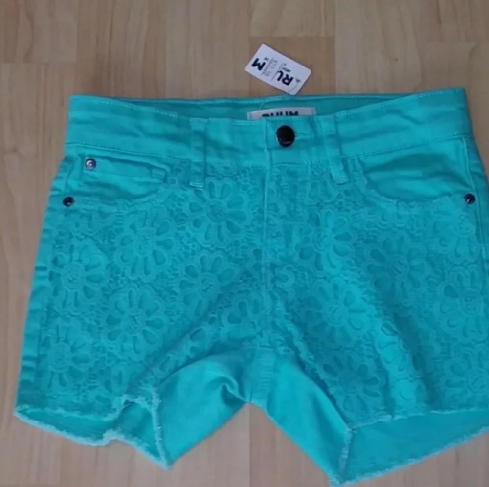Girls Spring Lace Shorts size 7